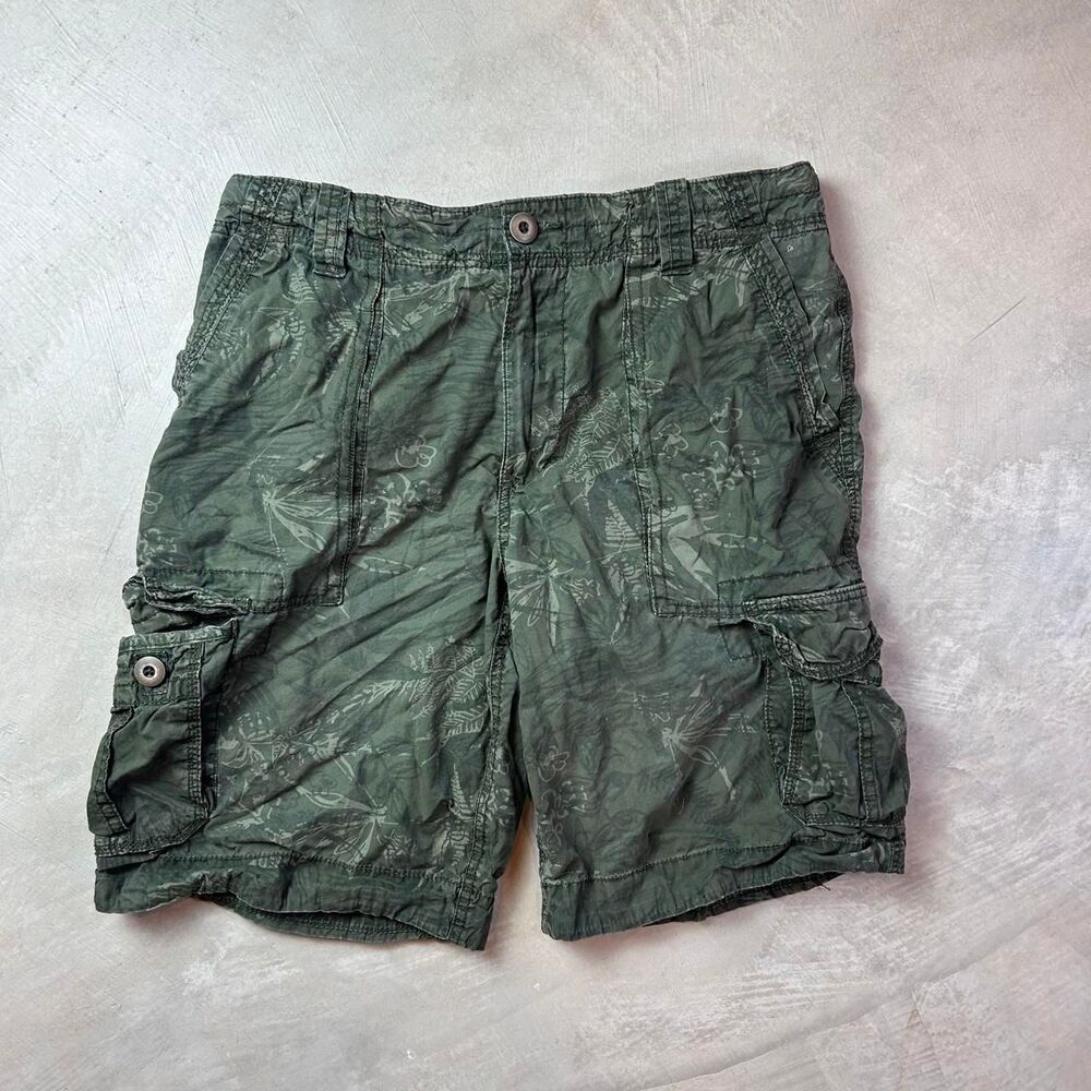 Aeropostale Men's Green and Khaki Shorts